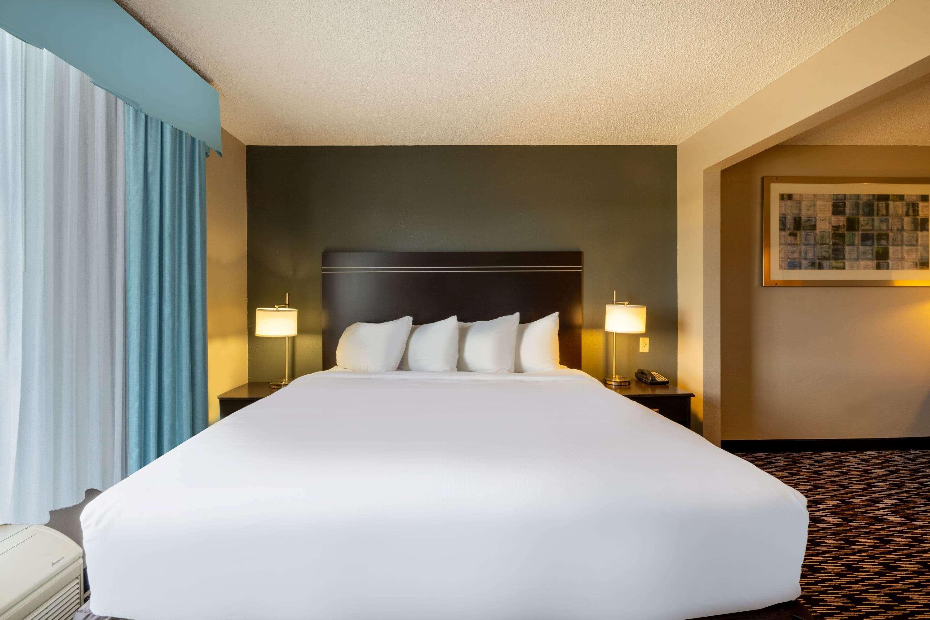 Wingate By Wyndham Gillette Hotel Exterior photo