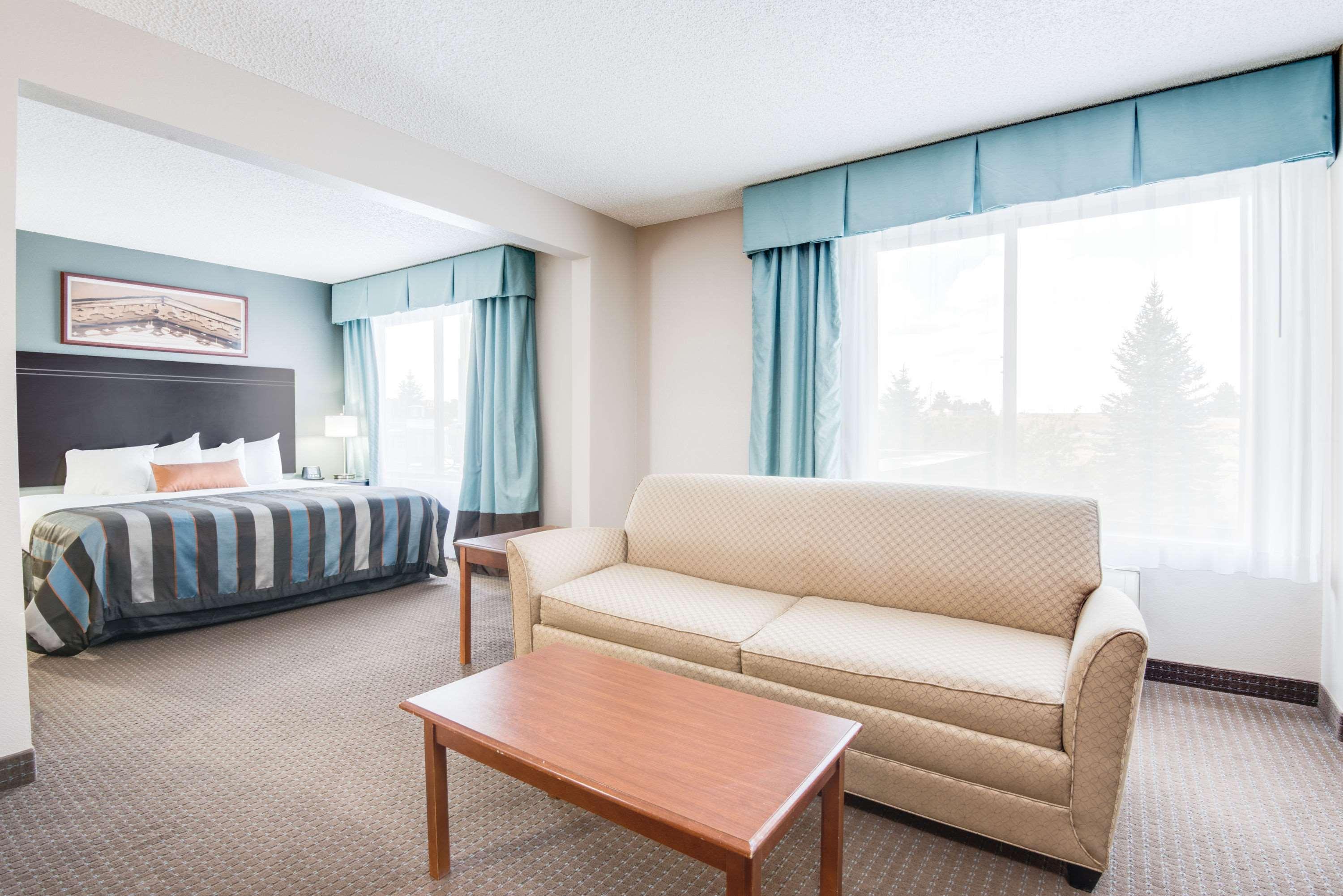 Wingate By Wyndham Gillette Hotel Exterior photo