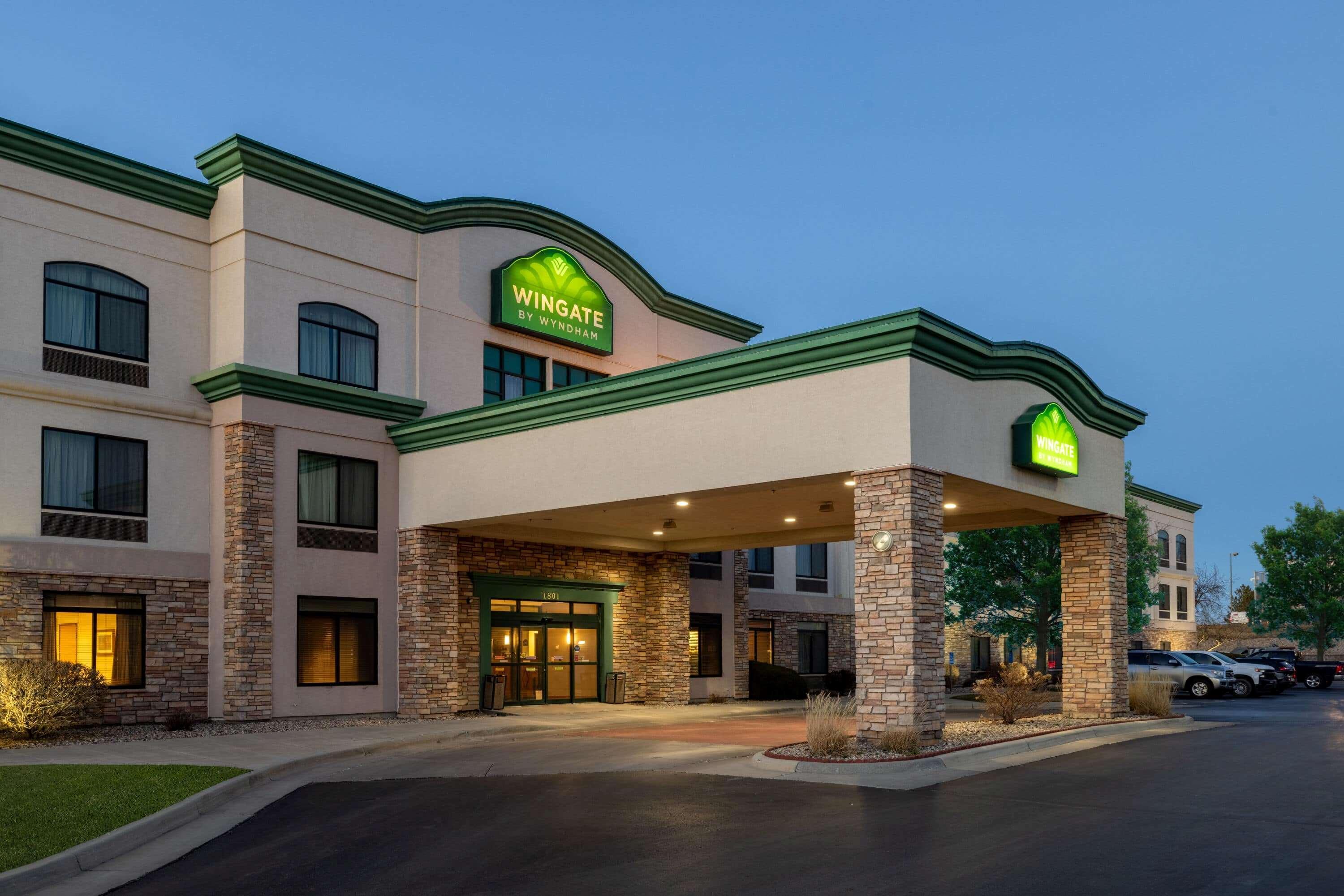 Wingate By Wyndham Gillette Hotel Exterior photo